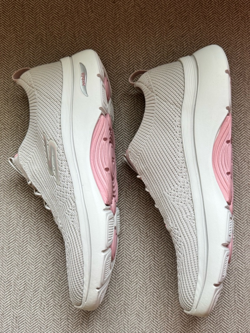 Sketchers Women's GO WALK Arch Fit “Crystal Waves” Walking Sneakers - Size 8.5 - Picture 7 of 16